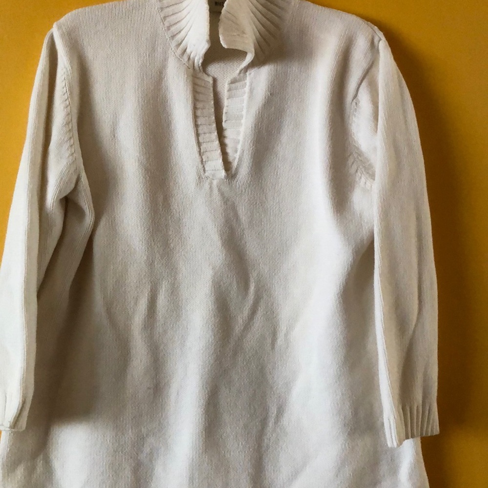 Classic white V-neck sweater!